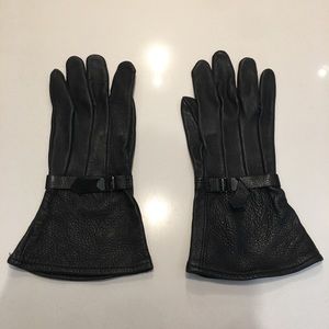 Deerskin leather gloves